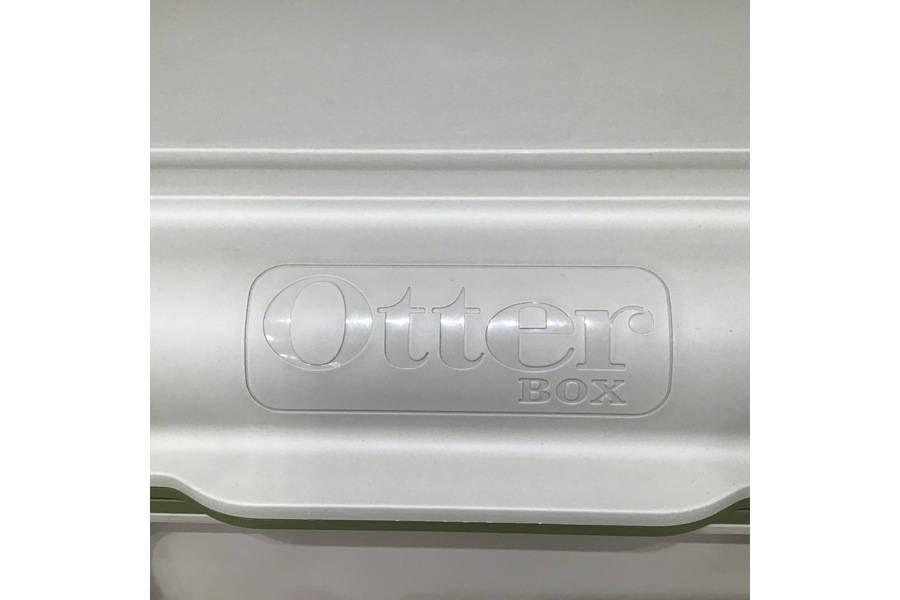 キャンプ用品のOtter BOX