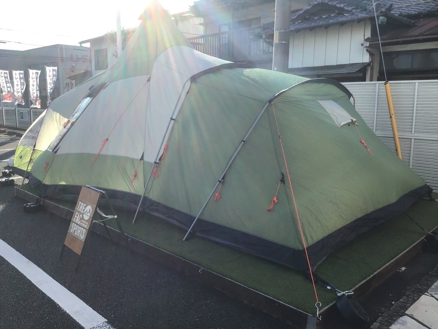 テントの2ルームテント
