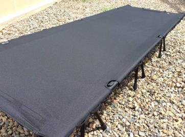 「アウトドアのキャンプ用品 」