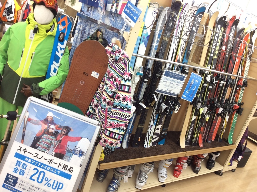 【中古買取】スキー・スノーボード用品を売るならトレファクスポーツ柏店まで！！