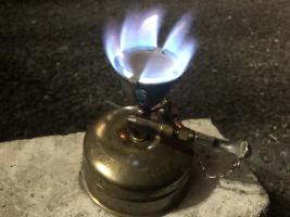 小型ガソリンシングルバーナーの代名詞オプティマス「SVEA