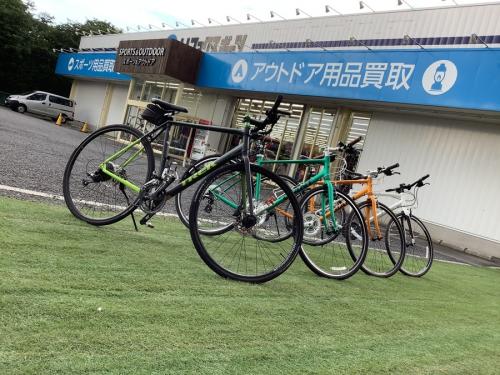 RACROSS クロスバイク 柏駅近くでの受け取り限定 楽天市場】クロスバイク 格安 自転車 街乗り 送料無料 8割完成車