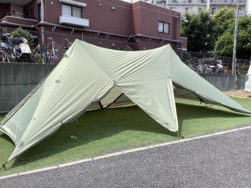 wmwck246[送込美品]ナショナルジオグラフィックHIDEOUT NATIONAL GEOGRAPHIC】注目のテント「HIDEOUT」を実際に張って