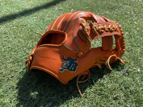 宮崎和牛JBオーダーグローブ 宮崎和牛がグローブに⁉長年使える和牛JB-006S[2022.02.24発行