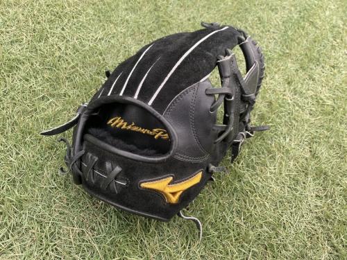 MIZUNO - 直営店限定　ミズノプロ　軟式　投手用グラブ　ヌバック MIZUNO - 直営店限定 ミズノプロ 軟式 投手用グラブ ヌバックの