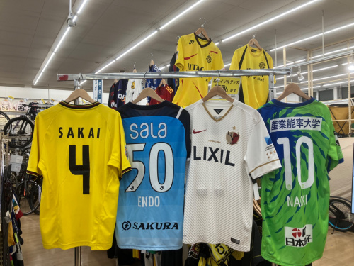 Jリーグも終盤です！柏店にあるサッカーユニフォームをご紹介