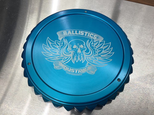 一枚〇万円？！】Ballisticsの「7075 STUDS PLATE」とは