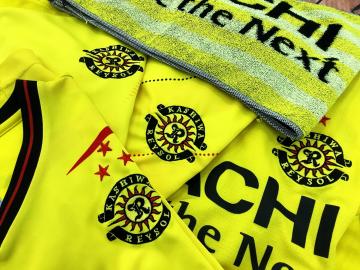 「スポーツ用品のサッカー 」