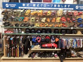 【野球！野球！！】グローブやバット、グッズなど野球用品買取強化中！！！