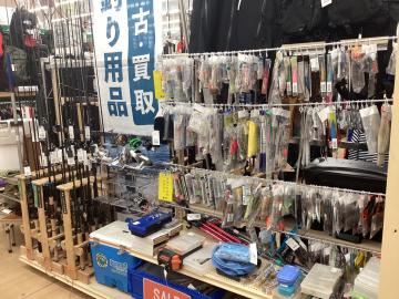 「アウトドア用品の釣り具 」