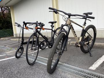 「スポーツ用品の折り畳み自転車 」