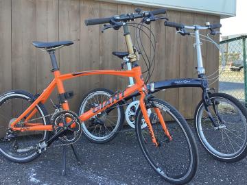 「スポーツ用品の折り畳み自転車 」