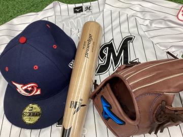 「スポーツ用品の野球 」