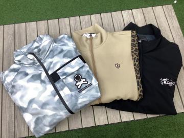 「スポーツ用品のゴルフウェア 」