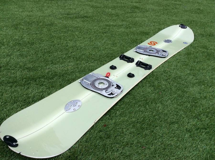 スポーツ・アウトドアのスノーボード