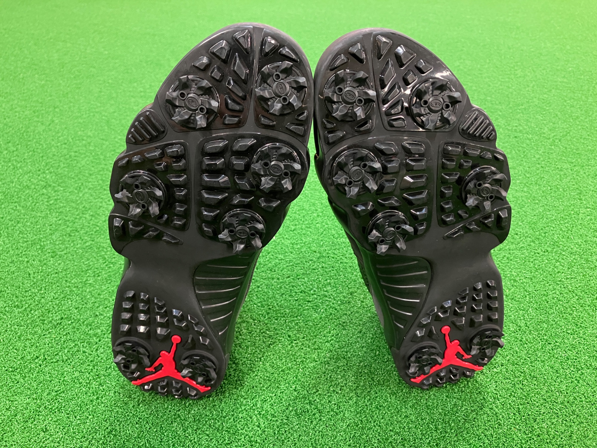 ゴルフ場でもスニーカー感覚！】名作を足元に。NIKE AIR JORDAN 9 G