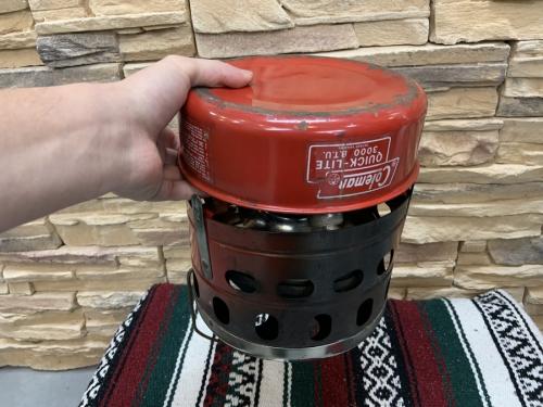 未使用 コールマン Coleman キャタリティックヒーター 513B ビンテージ レトロ インテリア アウトドア 1982年製コールマンの簡易ヒーター「キャタリティックヒーター