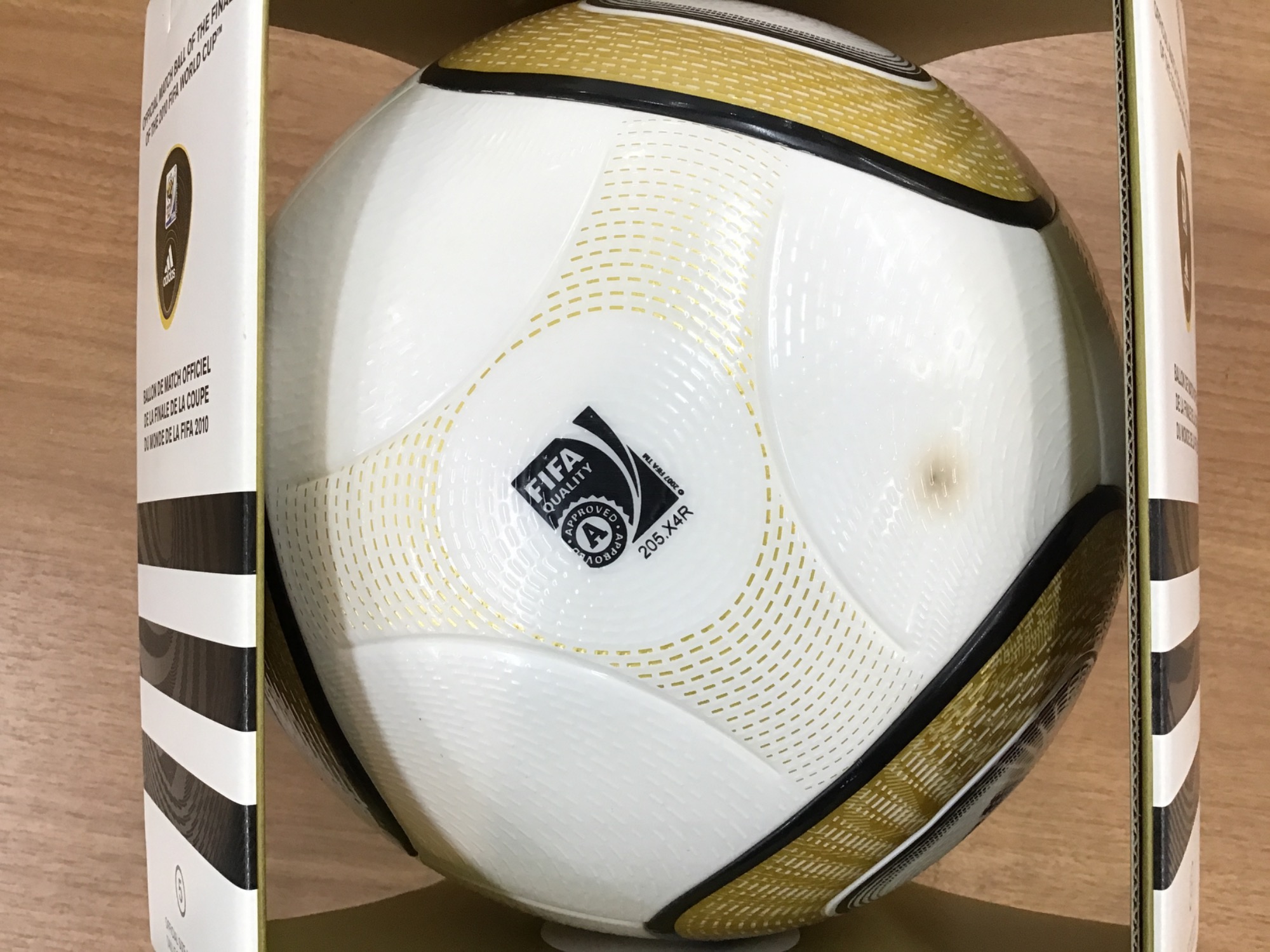 シャブラニ、超美品！サッカー・フットサル