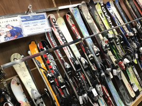 スキー・スノボ用品買取強化中！買取査定はトレファクスポーツアウトドア幕張店へお持ち下さい