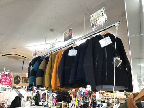 かわいい始祖鳥がワンポイント♪】アークテリックスのアイテムを4点ご