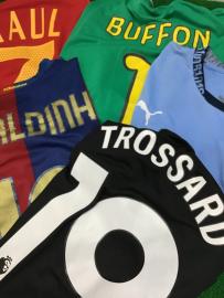 「スポーツ用品のサッカー 」