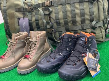 「バックパックの登山 」