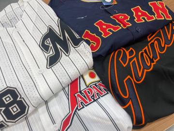 「スポーツ用品の野球 」