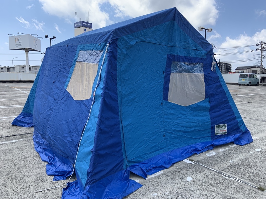 テントのロッジテント