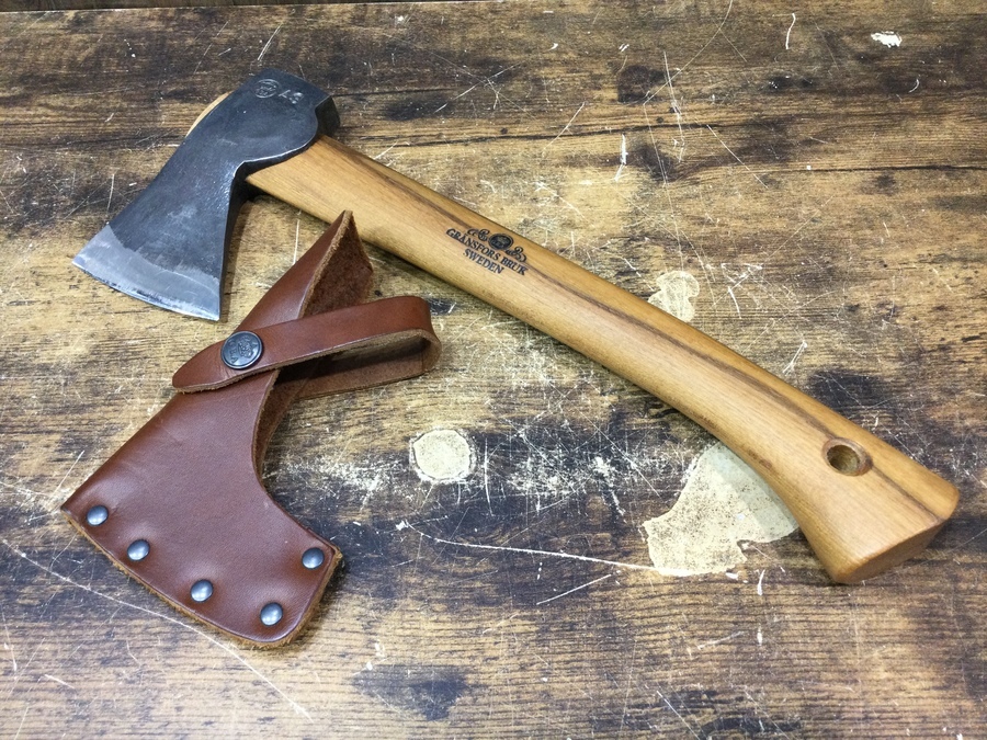 北欧の老舗鍛鉄メーカー『グレンスフォシュ』の斧など、入荷速報 