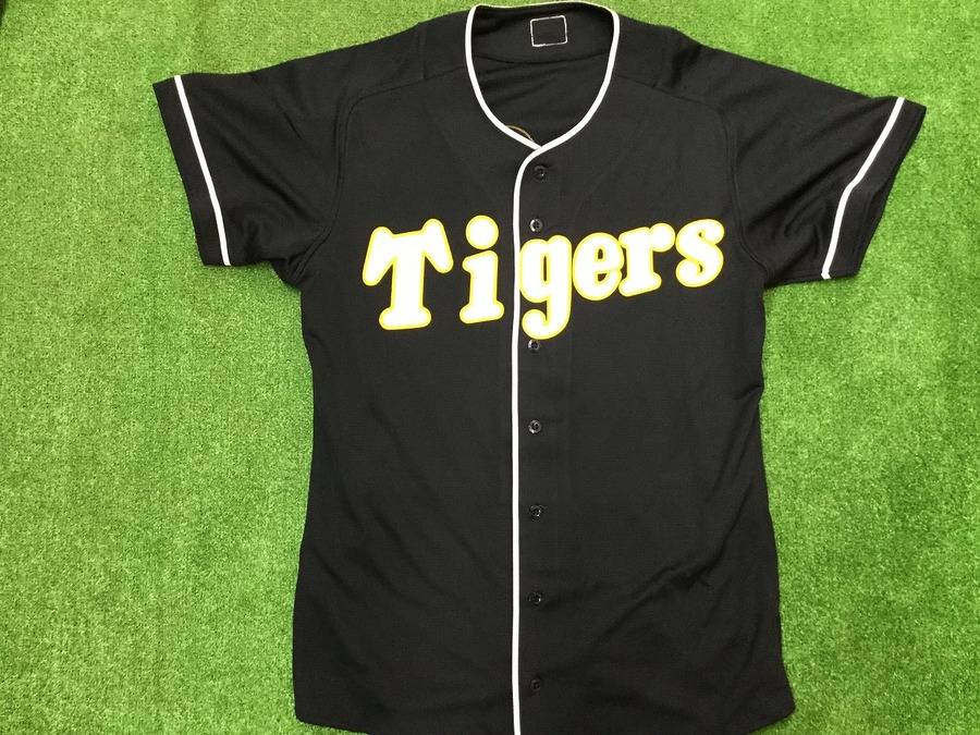 TFスポーツ岩槻店】阪神タイガースの22番藤川球児のプロコレ