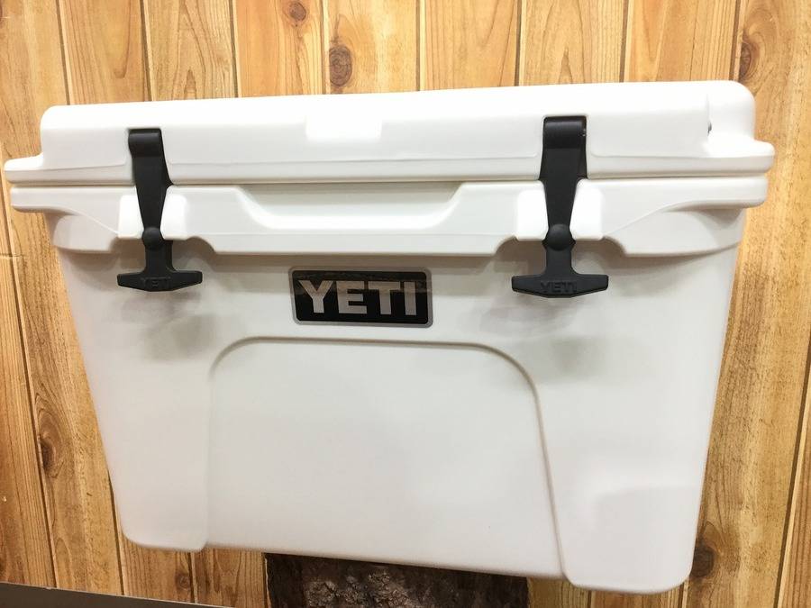 【TFスポーツ岩槻店】YETI（イエティ）クーラーボックス　タンドラ35　ホワイト入荷致しました！