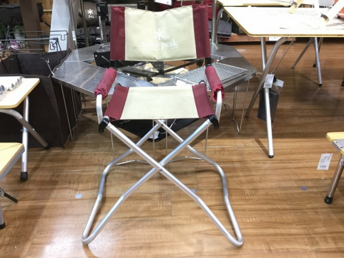 TFスポーツ岩槻店】廃盤カラー!!SNOWPEAK(スノーピーク)のキッズチェア