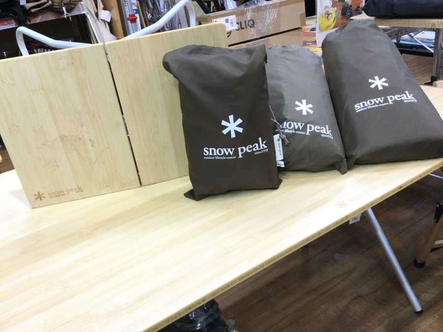 【snow peak買取】スノーピークのテーブルやグランドシート他入荷！
