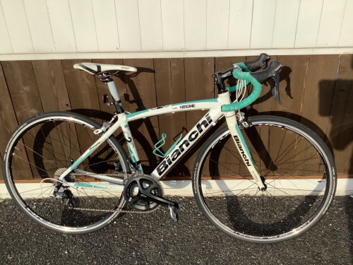 Bianchi PRIMAVERA シティサイクル 26インチ　チェレステカラー 20220909170448blog00.jpg