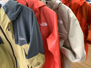 これからの登山で活躍する人気ブランドのジャケットをご紹介！