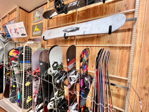 スキー・スノーボードアイテム！買うなら今！セールも開催中♪
