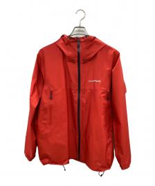 「アウトドア用品のレインウェア 」