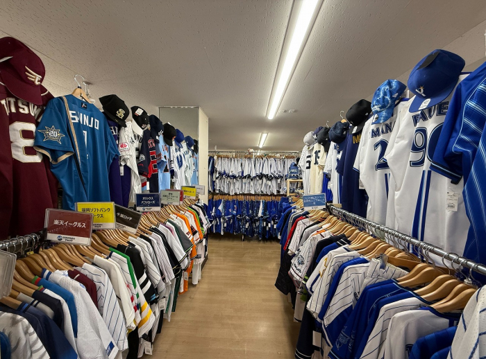 野球グッズも当店にお任せください!